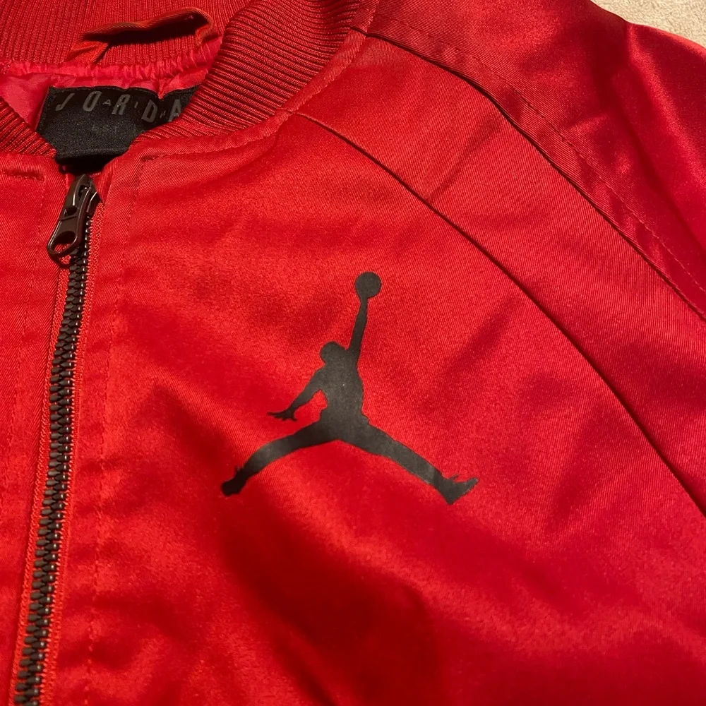 Nike air Jordan warm winter jacket size youth boys large
